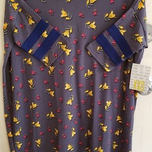 BNWT lularoe Irma (HiLo tunic)